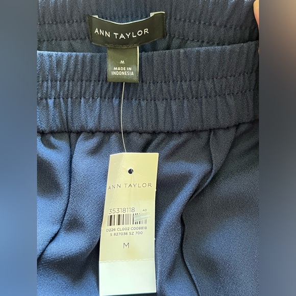 NWT Ann Taylor Pull on pant - Picture 4 of 4